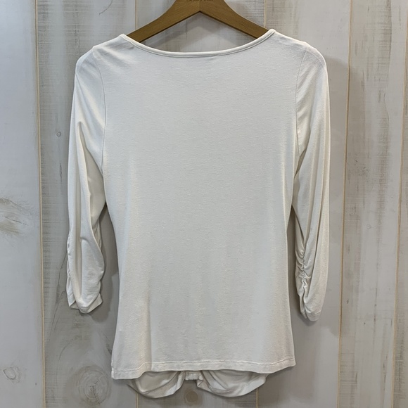New York & Co. Cream Ruched Key Hole Top Medium - Picture 2 of 3